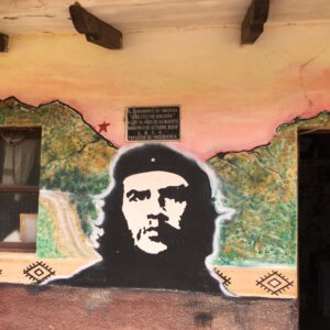 Wandgemälde von Che Guevara in Bolivien entlang der Ruta del Che